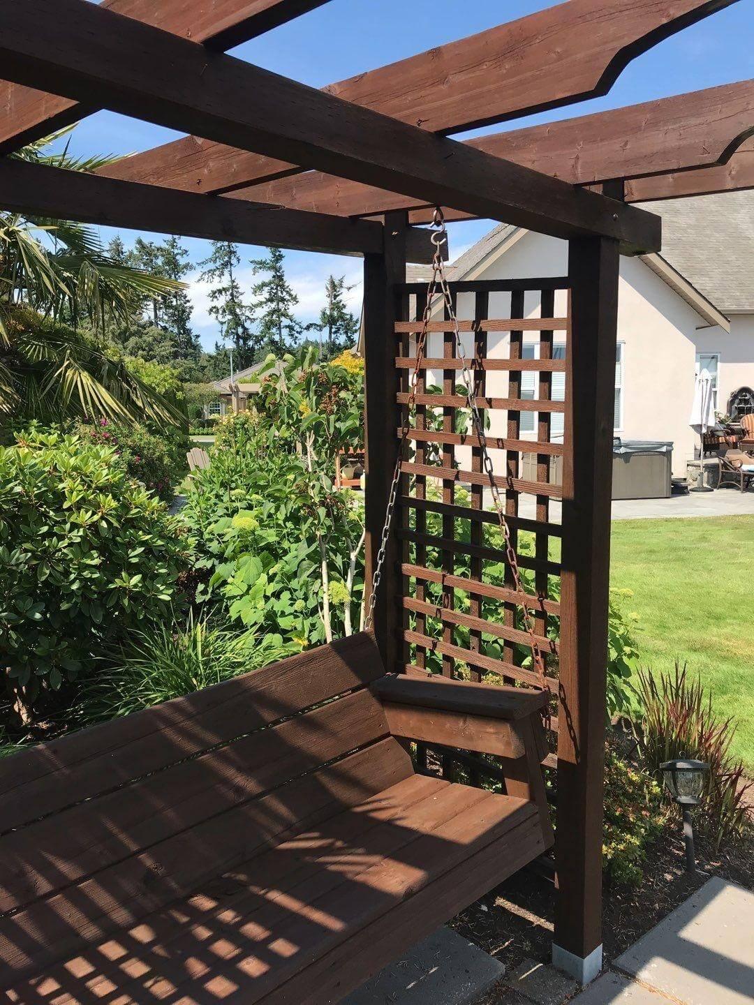 Painter-With-Gloves-Painting